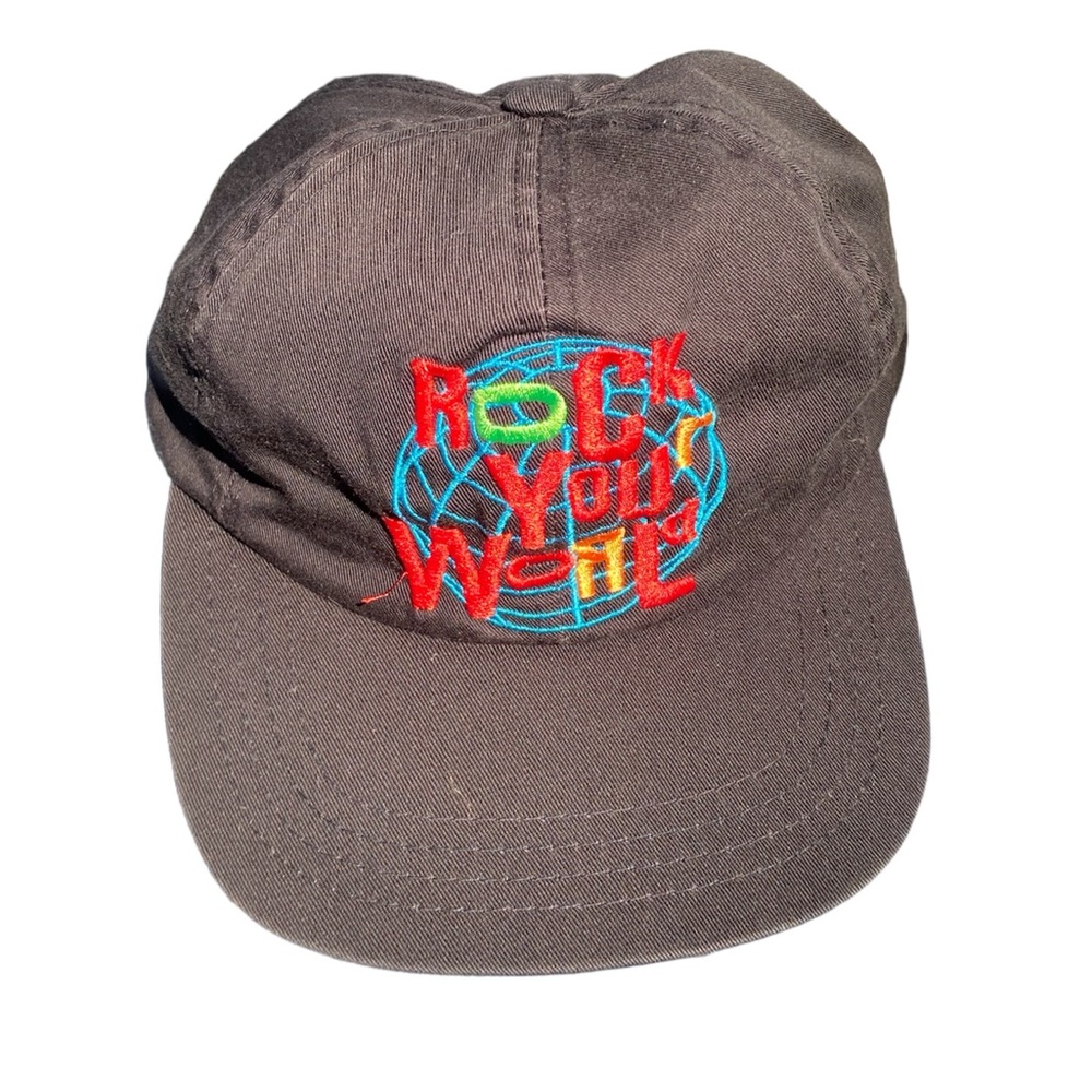 ROCK AND ROLL HALL OF FAME SNAPBACK